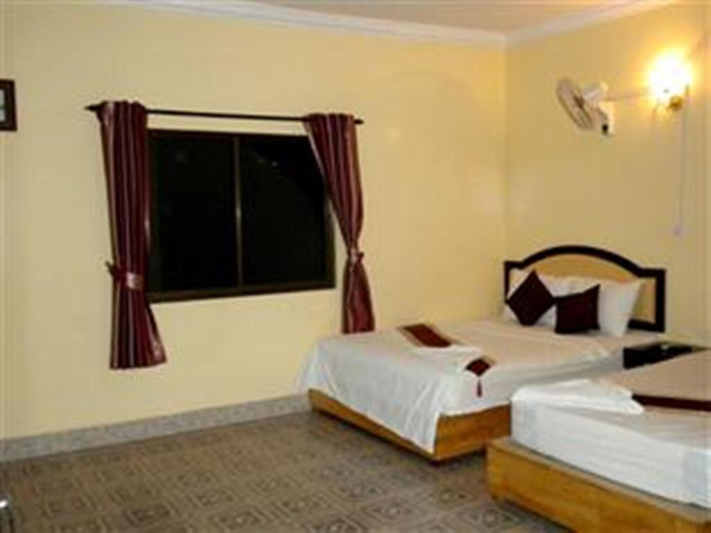 Golden Boat Guesthouse Phnom Penh Bagian luar foto