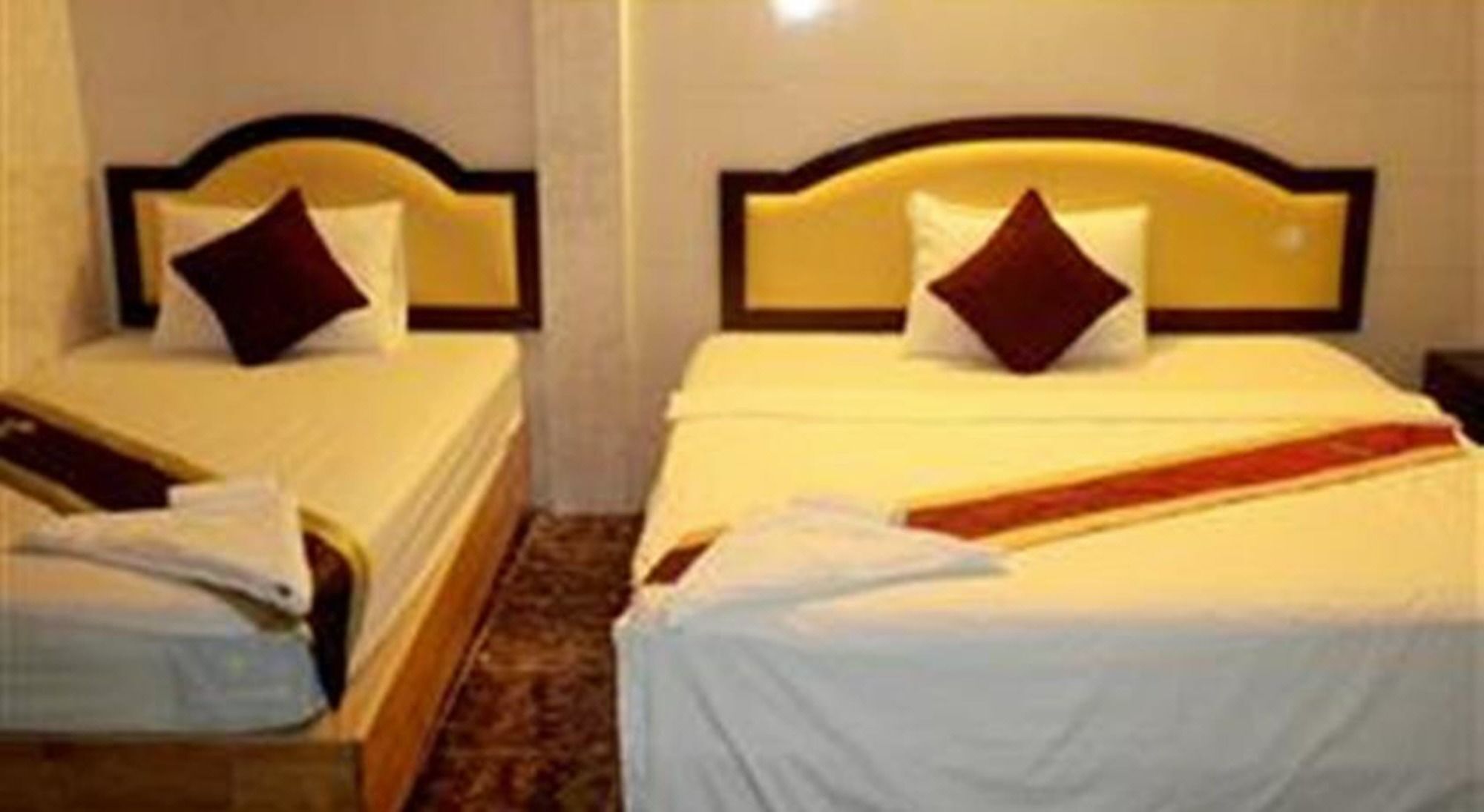 Golden Boat Guesthouse Phnom Penh Bagian luar foto