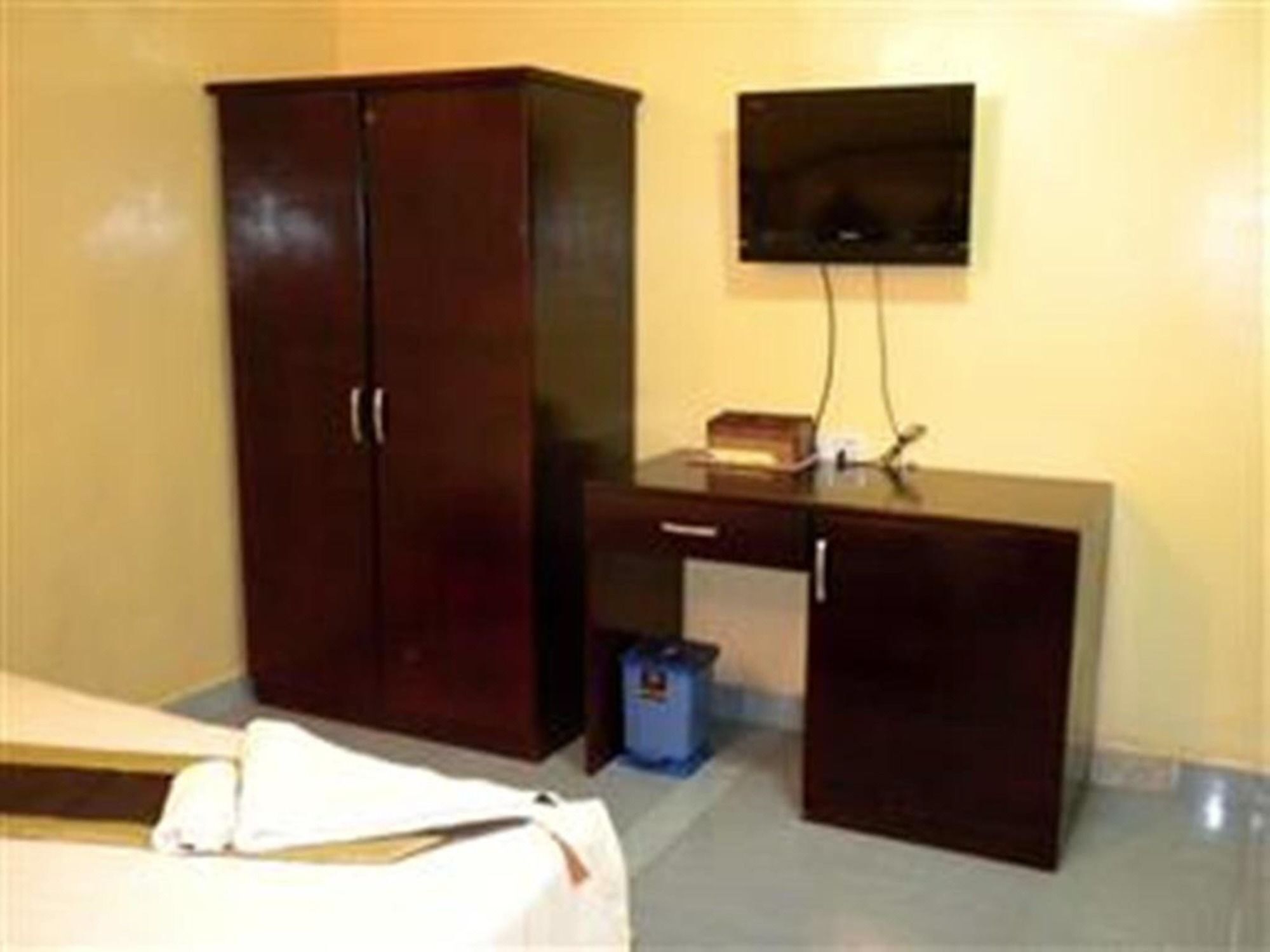 Golden Boat Guesthouse Phnom Penh Bagian luar foto