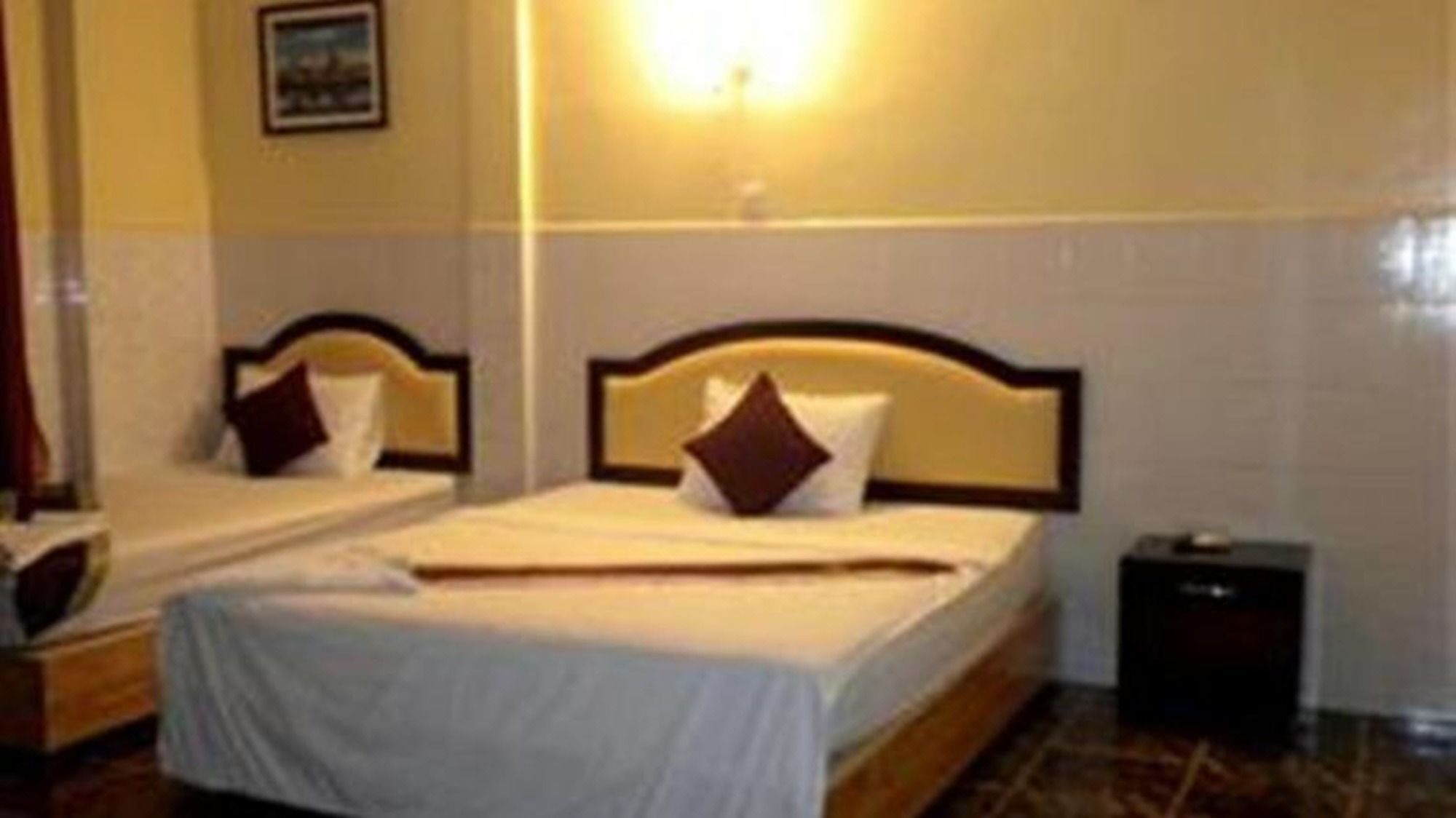 Golden Boat Guesthouse Phnom Penh Bagian luar foto